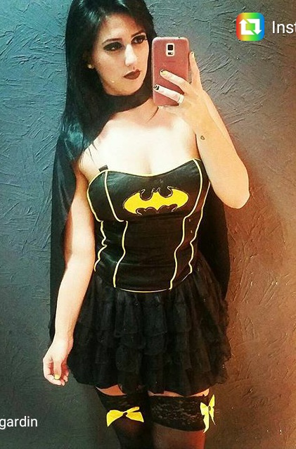 Batgirl saia renda